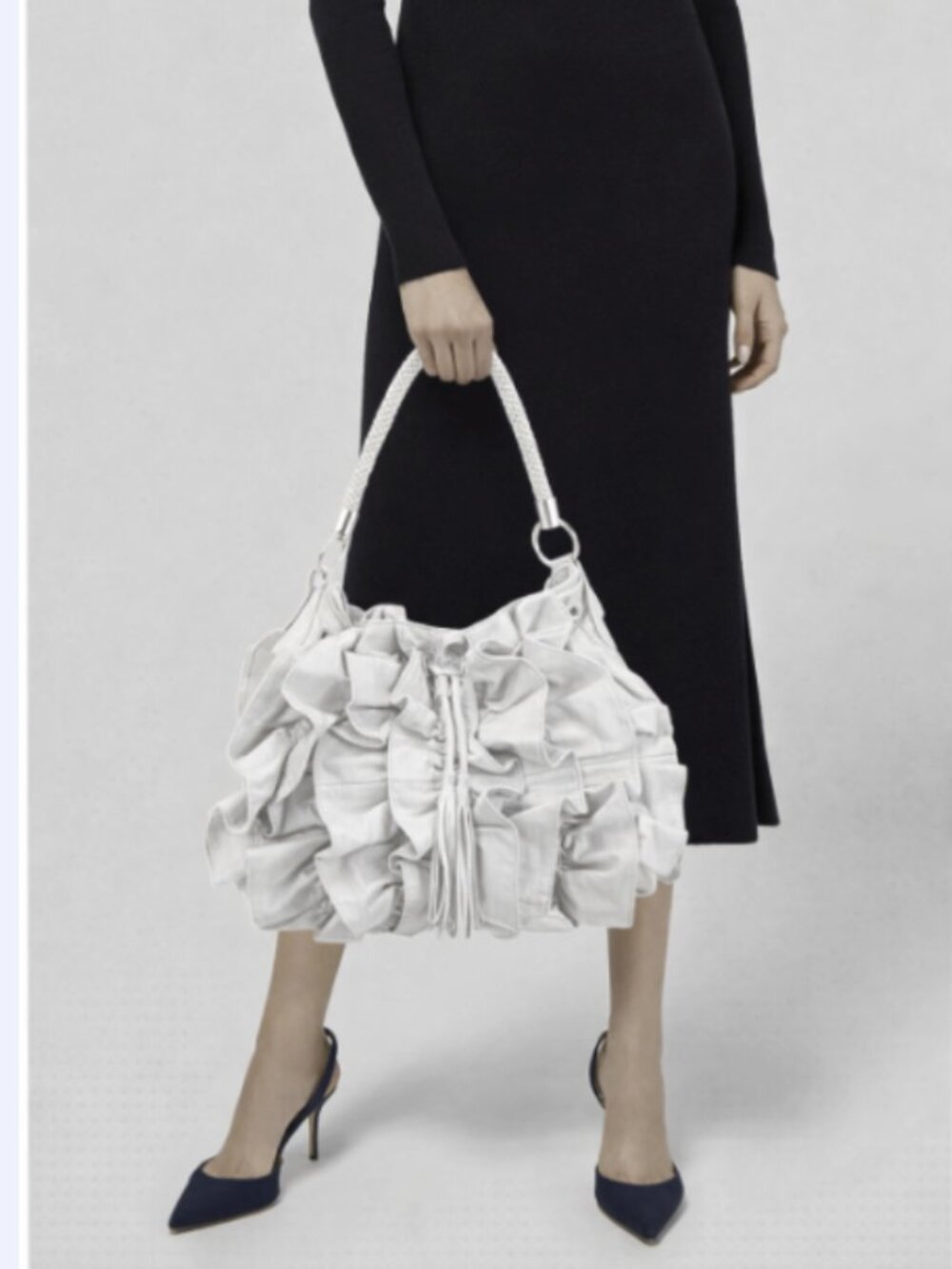 ADRIENNE VITTADINI LEATHER BAG!